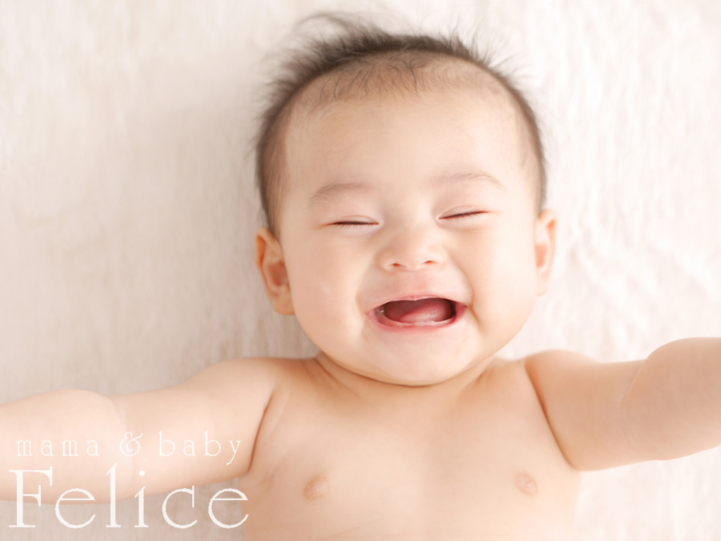 生後６か月女の子ベビーフォト