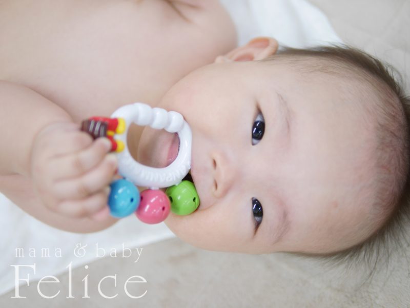 ベビーマッサージ体験中